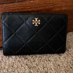 Tory Burch wallet
